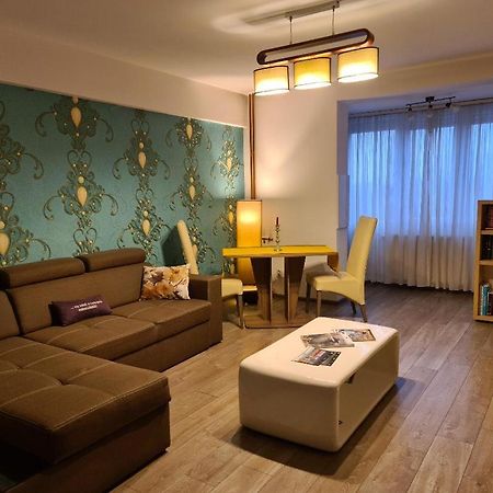 Central Cosy Apart Oradea Daire Dış mekan fotoğraf
